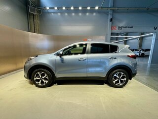 2020 Kia Sportage IV Рестайлинг, серый, 2350000 рублей, вид 4