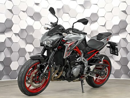 2019 Kawasaki Z 900, серый, 829000 рублей, вид 2