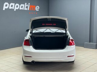 2012 BMW 3 серии 320i VI (F3x), белый, 1650000 рублей, вид 5