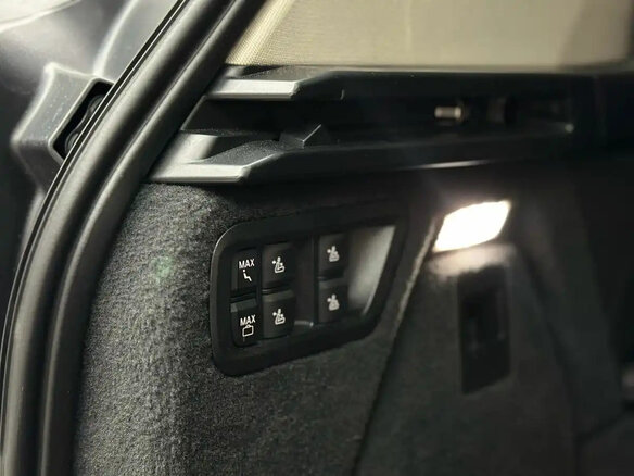 2023 BMW X7 40i I (G07) Рестайлинг, чёрный, 10977000 рублей - вид 17