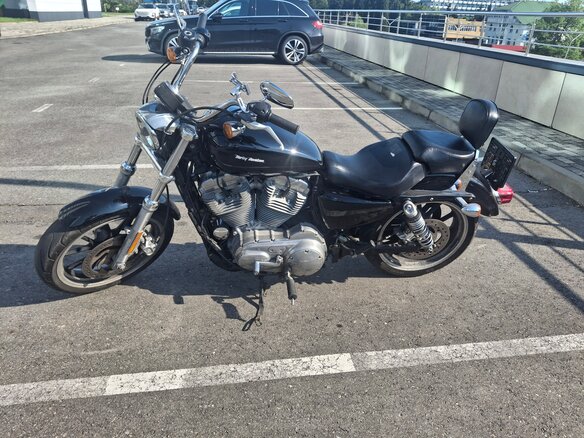 2016 Harley-Davidson Sportster 883, чёрный, 600000 рублей - вид 2