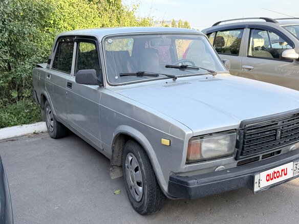 2010 Lada (ВАЗ) 2107, серебристый - вид 2