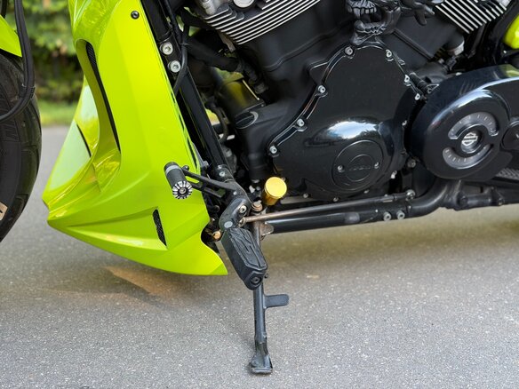 2008 Harley-Davidson V-Rod, чёрный, 2000000 рублей - вид 10