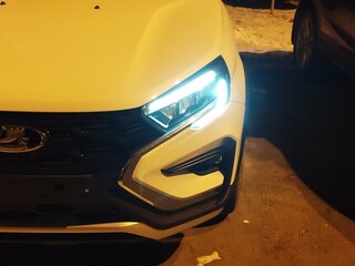 2024 Lada (ВАЗ) Vesta SW Cross I Рестайлинг (NG), белый, 1700000 рублей, вид 2