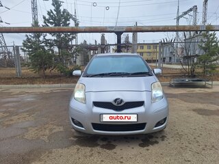 2010 Toyota Vitz II (XP90), серый, 480000 рублей, вид 1