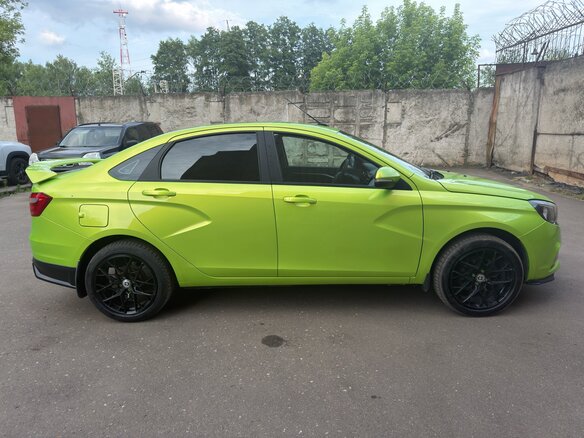 2016 Lada (ВАЗ) Vesta I, жёлтый, 950000 рублей - вид 4