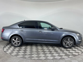 2017 Skoda Octavia III (A7) Рестайлинг, серый, 1470000 рублей, вид 4
