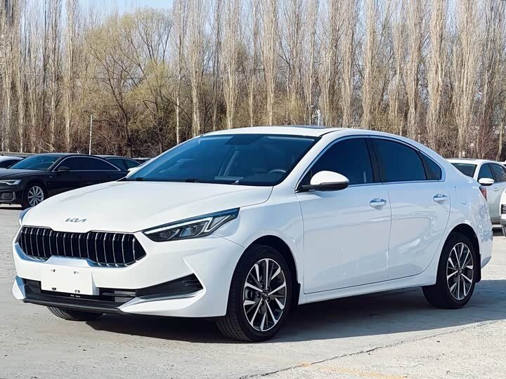 Открыть фотографии: Kia K3 II (China Market) Рестайлинг