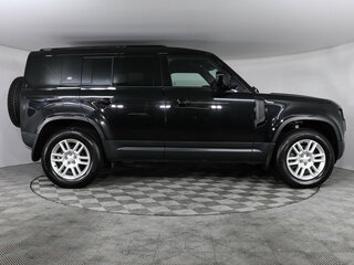 2022 Land Rover Defender 110 II, чёрный, 4997000 рублей, вид 4