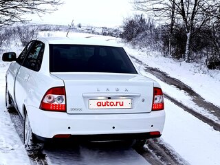 2015 Lada (ВАЗ) Priora I Рестайлинг, белый, 670000 рублей, вид 4