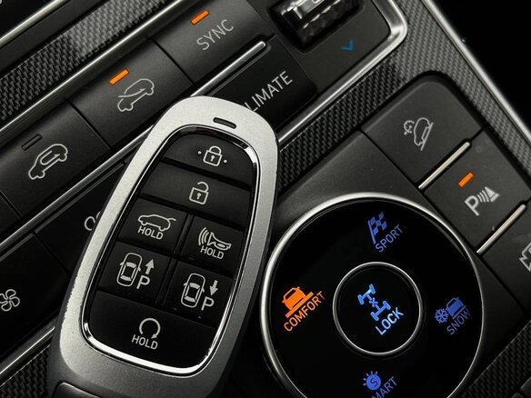2021 Hyundai Santa Fe IV Рестайлинг, белый, 3649000 рублей - вид 30