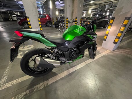 2015 Kawasaki Z 250, зелёный, 310000 рублей, вид 2