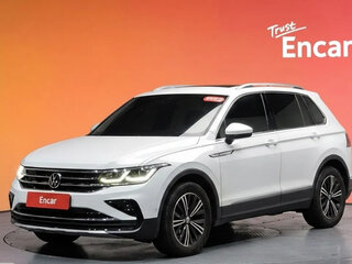 2021 Volkswagen Tiguan II Рестайлинг, белый, 2240000 рублей, вид 1