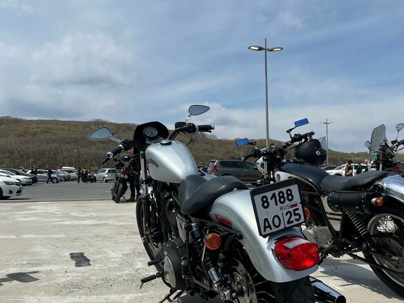 2015 Harley-Davidson Sportster 883, серебристый, 720000 рублей - вид 14
