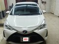 2017 Toyota Vitz III (XP130) Рестайлинг 2, белый, 949000 рублей - вид 1