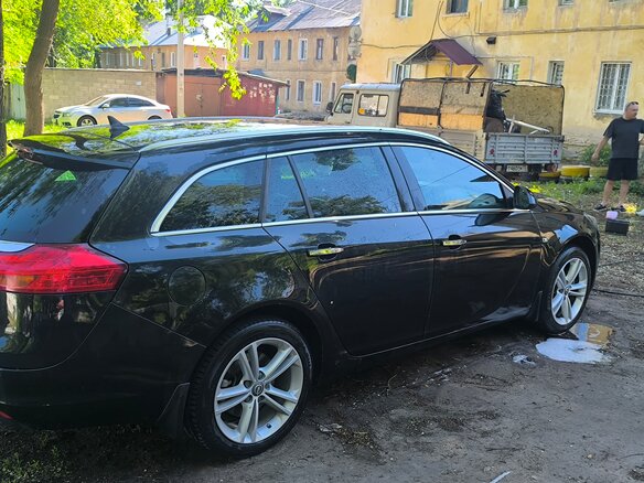 2013 Opel Insignia I Рестайлинг, чёрный, 1450000 рублей - вид 2