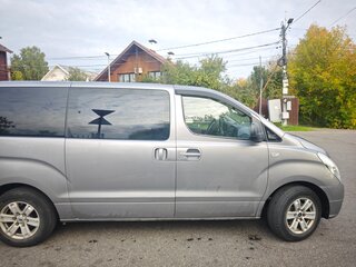 2011 Hyundai Grand Starex I, серый, 1100000 рублей, вид 3