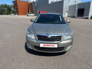 2013 Skoda Octavia II (A5) Рестайлинг, серебристый, 970000 рублей, вид 2