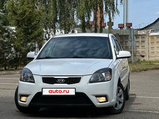 2011 Kia Rio II Рестайлинг, белый, 680000 рублей, вид 3