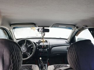 2004 Nissan Almera II (N16) Рестайлинг, золотистый, 410000 рублей, вид 4