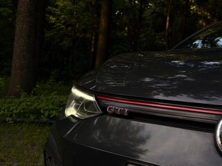 2020 Volkswagen Golf GTI VIII, серый, 2950000 рублей, вид 3