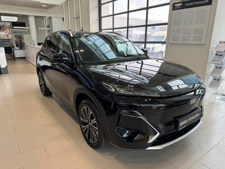 2026 Geely EX5 Гибрид EM-i, чёрный, 4060525 рублей, вид 2