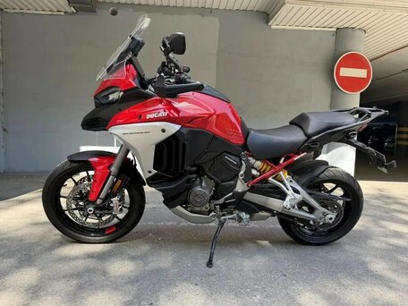 2023 Ducati Multistrada V4, красный, 1400000 рублей, вид 2