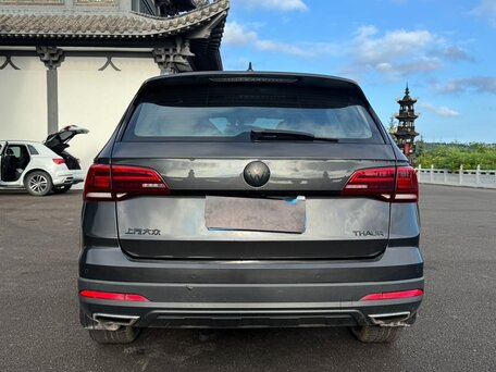 2021 Volkswagen Tharu I, чёрный, 2200000 рублей, вид 5