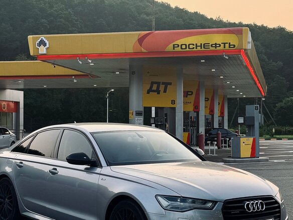 2017 Audi A6 IV (C7) Рестайлинг, серебристый, 2750000 рублей - вид 8