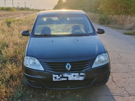 2013 Renault Logan I Рестайлинг, чёрный, 260000 рублей, вид 1