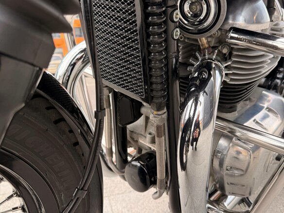 2025 Royal Enfield Continental GT, серебристый, 585000 рублей - вид 11