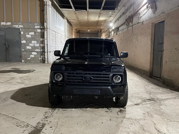 2019 Lada (ВАЗ) 2121 (4x4) I Рестайлинг, чёрный, 790000 рублей - вид 3