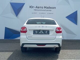 2026 Lada (ВАЗ) Granta I Рестайлинг, белый, 1098000 рублей, вид 4