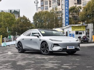 2026 Geely Galaxy E8 76 kWh, серый, 4400000 рублей, вид 3