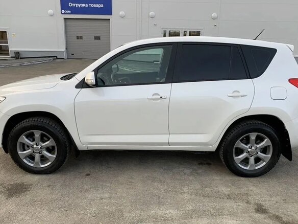 2010 Toyota RAV4 III (XA30) Рестайлинг, белый, 1500000 рублей - вид 4