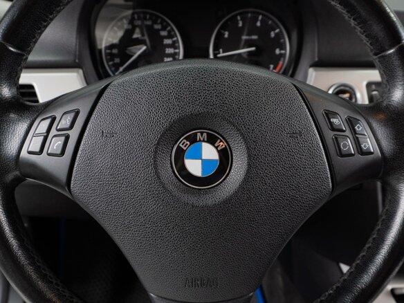 2011 BMW 3 серии 318i V (E90/E91/E92/E93) Рестайлинг, белый - вид 11