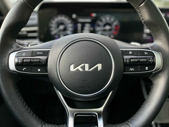 2024 Kia K5 III, чёрный - вид 11