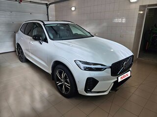 2024 Volvo XC60 II Рестайлинг, белый, 6500000 рублей, вид 1