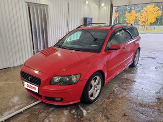 2005 Volvo V50 I, красный, 1099000 рублей, вид 3