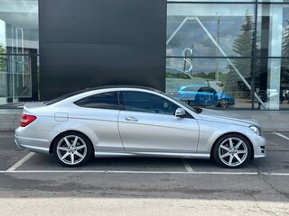 2011 Mercedes-Benz C-Класс 180 III (W204) Рестайлинг, серебристый, 1990000 рублей, вид 5