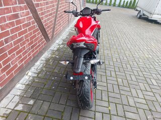 2022 Kawasaki Z 650, красный, 620000 рублей, вид 2