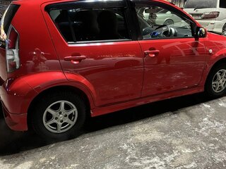 2006 Toyota Passo I (C10), красный, 450000 рублей, вид 3