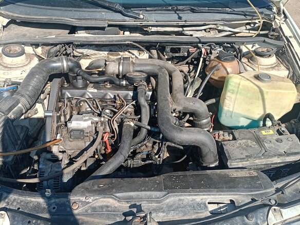 1994 Volkswagen Passat B4, белый, 165000 рублей - вид 5