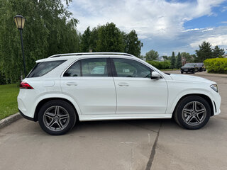 2021 Mercedes-Benz GLE 300 d II (V167), белый, 10490000 рублей, вид 4