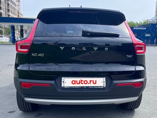 2021 Volvo XC40 I, чёрный, 3785000 рублей, вид 4