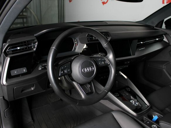 2022 Audi A3 IV (8Y), чёрный, 3500000 рублей - вид 6