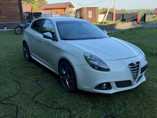 2014 Alfa Romeo Giulietta III, белый, 1200000 рублей, вид 1