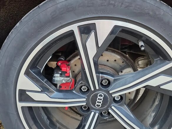 2013 Audi A3 III (8V), красный, 1350000 рублей - вид 7