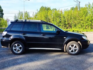 2007 Mitsubishi Outlander I, чёрный, 800000 рублей, вид 2
