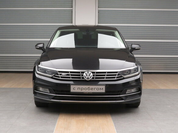 2017 Volkswagen Passat B8, чёрный - вид 16